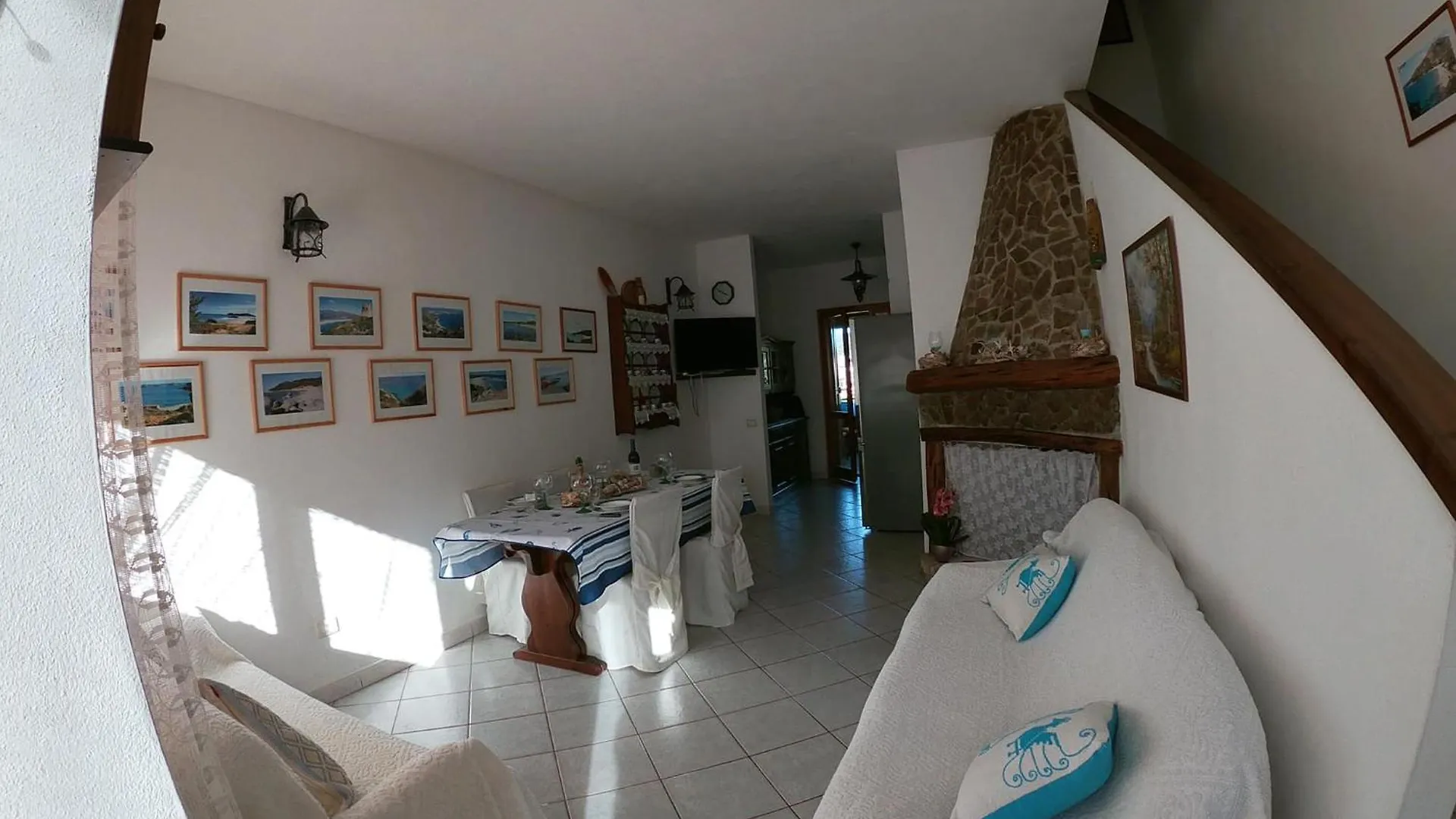 Andrea Frau - Casa Mandorleto New - Sardinia Villasimius-Peaceful Panoramic Terrace-Full Comfort Air Conditioning-Wifi-Parking-Privacy 0*, Villasimius Italië